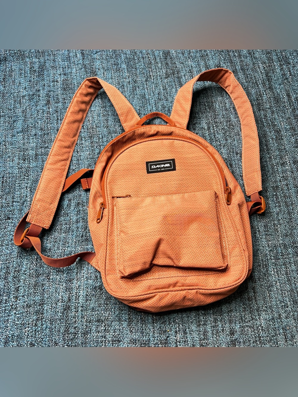 Dakine Essentials Pack Mini Backpack 7L Cantaloupe Chevron Print Water Resistant